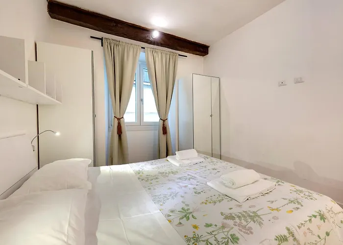 Apartament Ghibellina 123 *